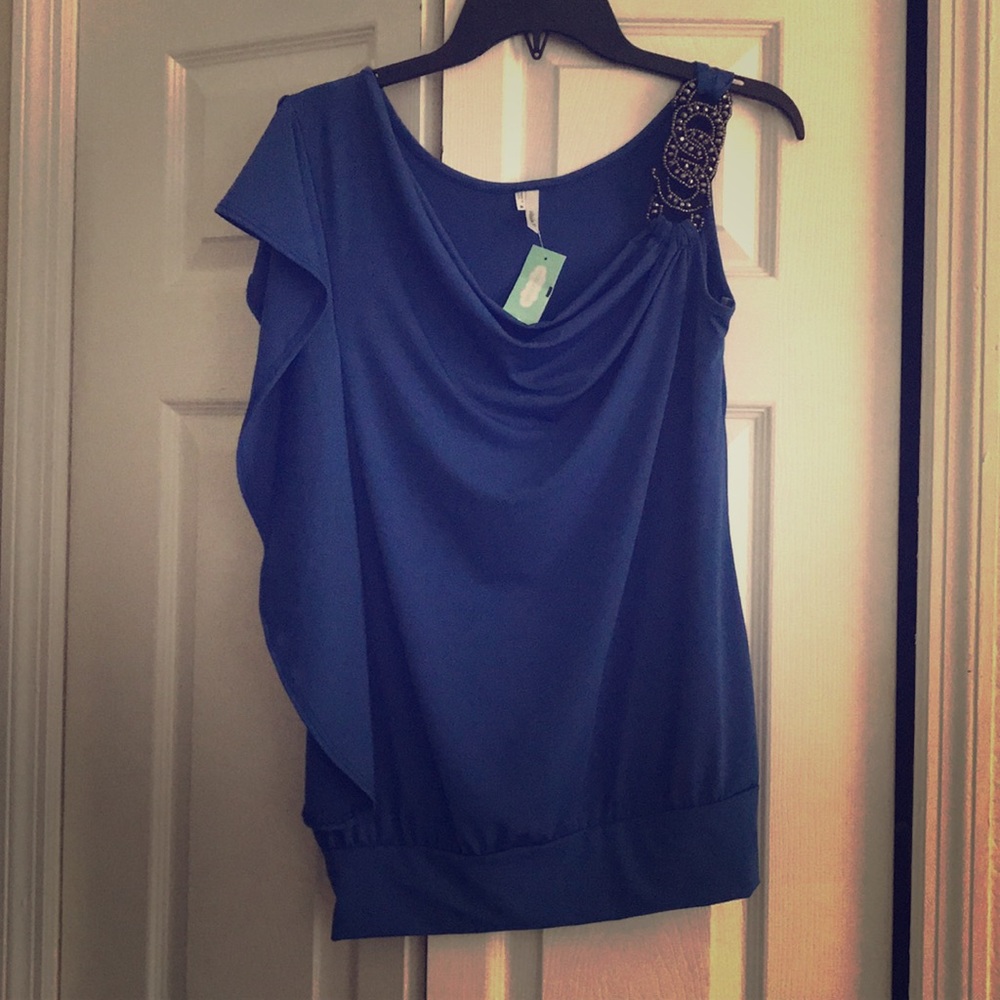 Blue top